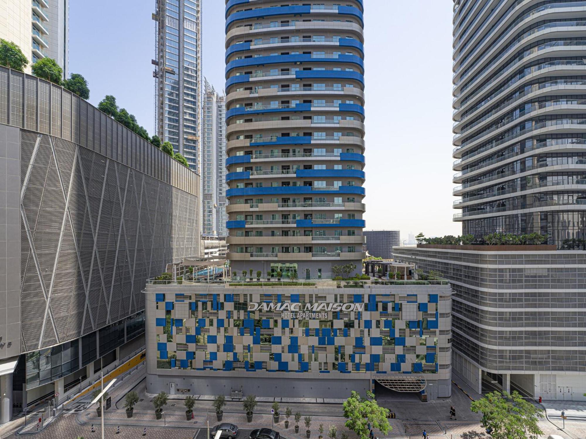 Luxe Apartments Near Dubai Mall Burj Khalifa Pool Gym Parking Exterior photo